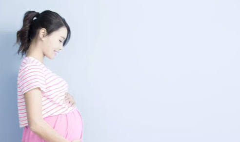 湛江53岁助孕男孩：如何在怀孕早期辨别男胚或女胚？在怀孕几周时可以看到胚胎？(图1)